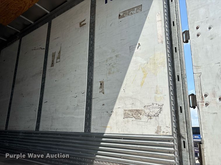 image for item YA0703 2010 Hyundai  Translead  dry van trailer