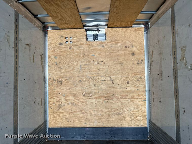 image for item YA0703 2010 Hyundai  Translead  dry van trailer