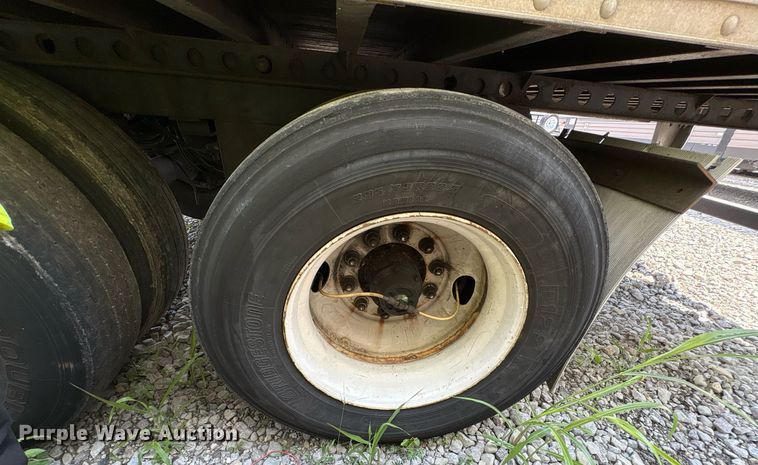 image for item YA0703 2010 Hyundai  Translead  dry van trailer
