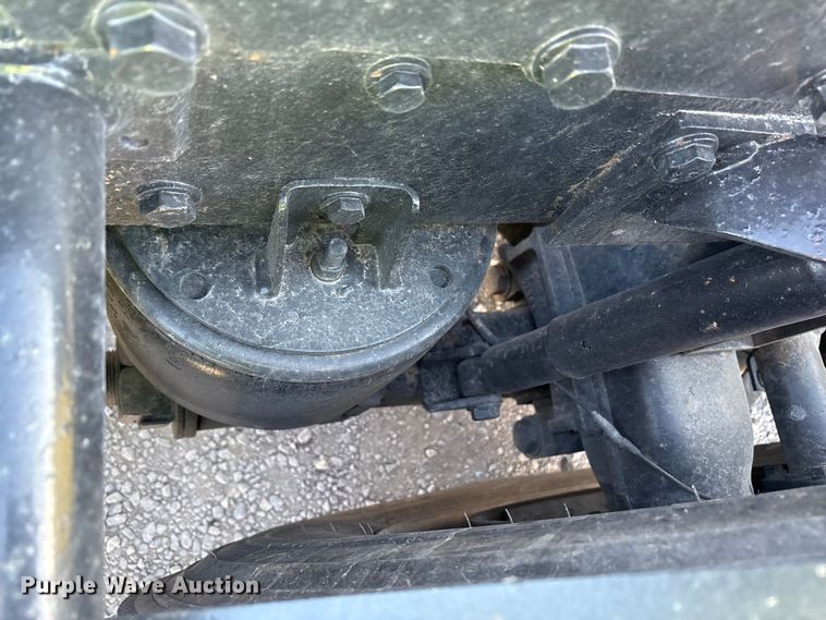 image for item YA1494 2004 Kenworth W900 semi truck