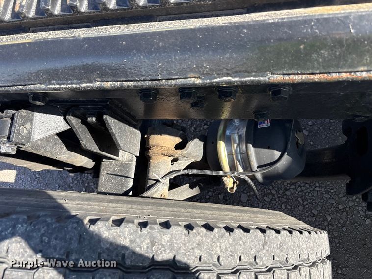 image for item YA1494 2004 Kenworth W900 semi truck