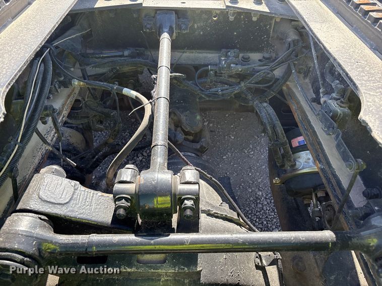 image for item YA1494 2004 Kenworth W900 semi truck