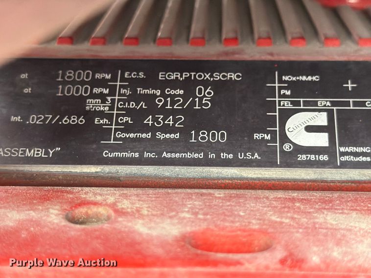 image for item YA1795 2019 International LT625 semi truck