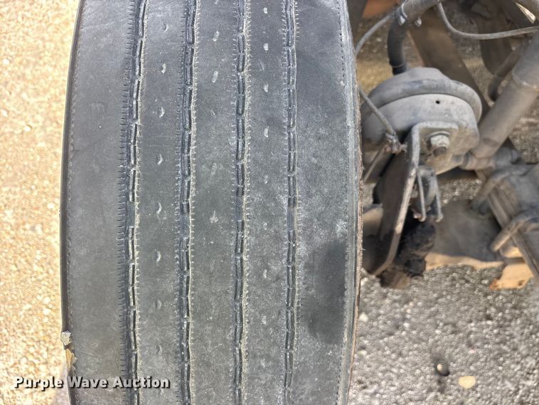 image for item YA1856 2018 Freightliner Cascadia semi truck