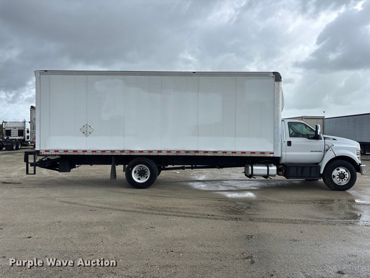 image for item YA2007 2019 Ford F750 Super Duty box truck
