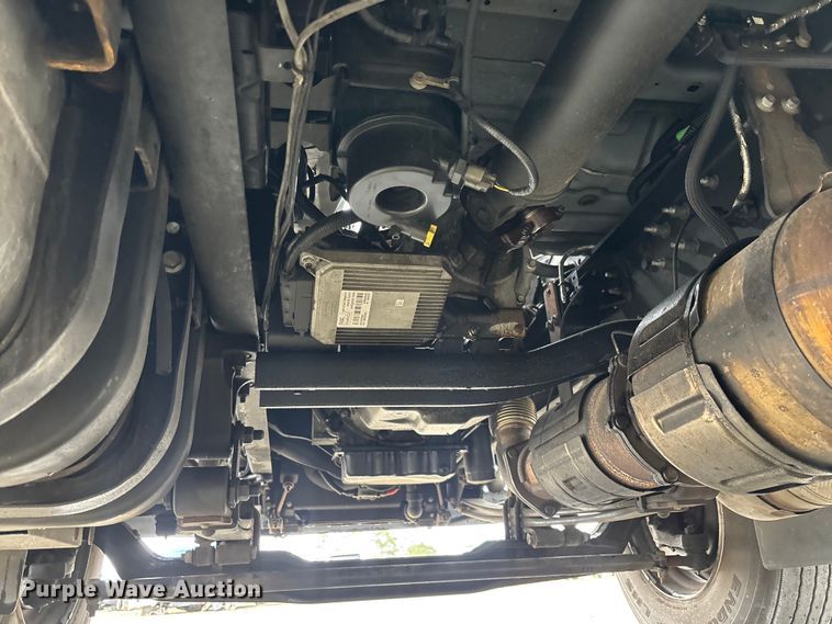 image for item YA2007 2019 Ford F750 Super Duty box truck