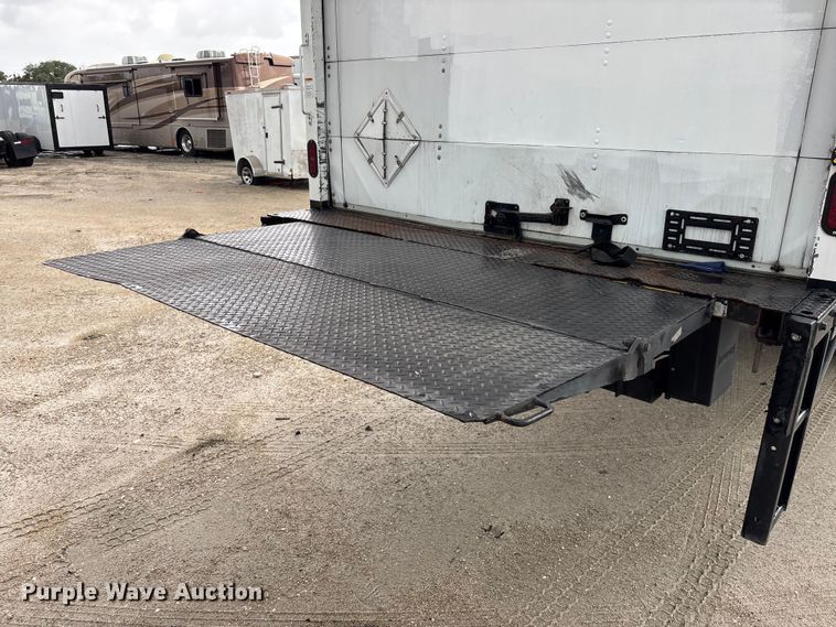 image for item YA2007 2019 Ford F750 Super Duty box truck