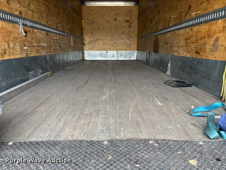 image for item YA2007 2019 Ford F750 Super Duty box truck