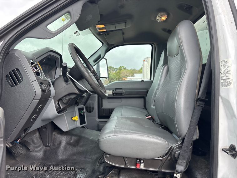 image for item YA2007 2019 Ford F750 Super Duty box truck