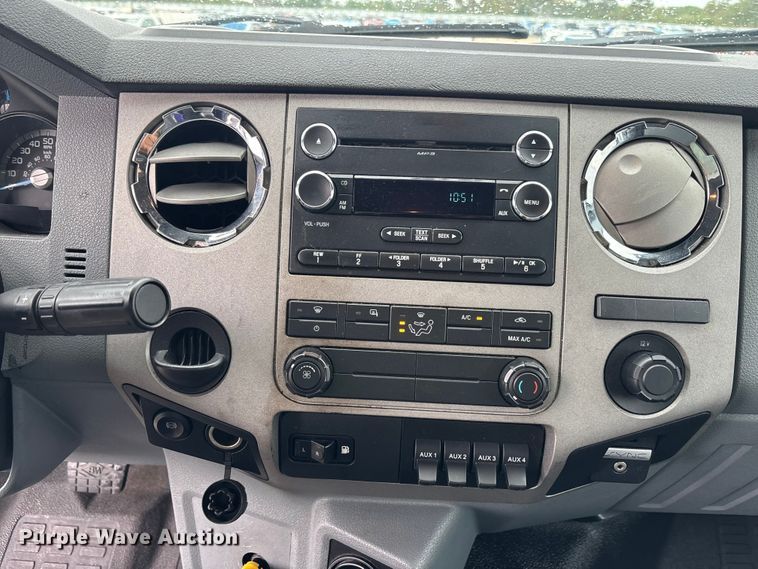 image for item YA2007 2019 Ford F750 Super Duty box truck