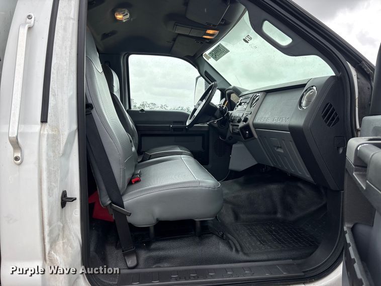 image for item YA2007 2019 Ford F750 Super Duty box truck