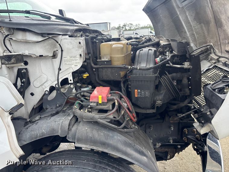 image for item YA2007 2019 Ford F750 Super Duty box truck