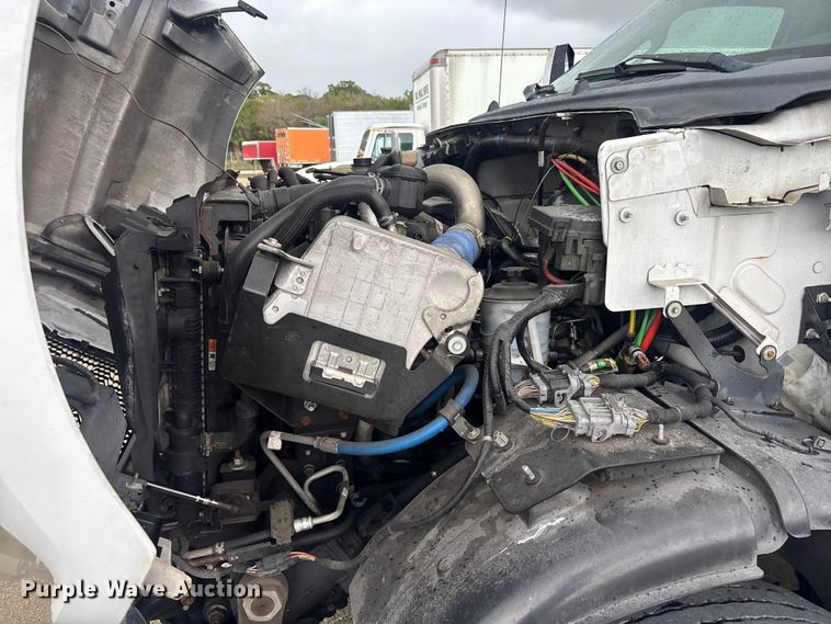 image for item YA2007 2019 Ford F750 Super Duty box truck