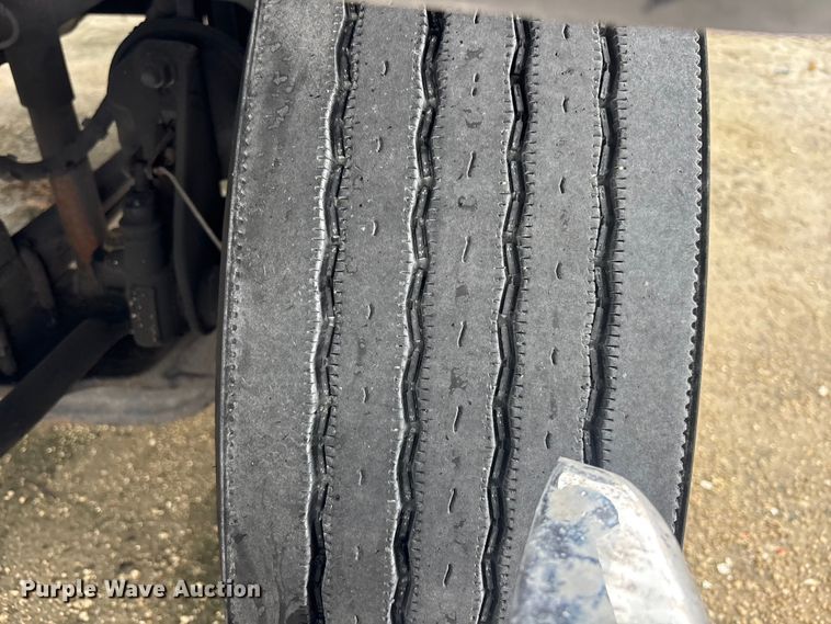 image for item YA2007 2019 Ford F750 Super Duty box truck