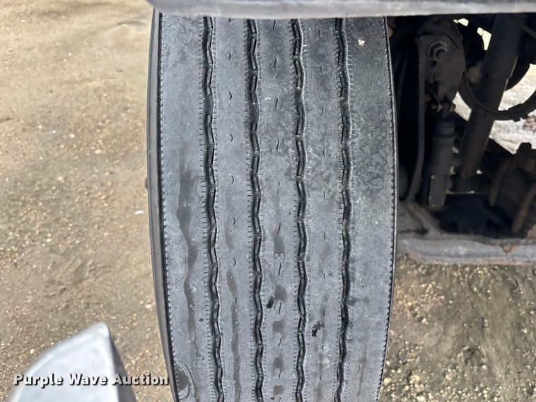 image for item YA2007 2019 Ford F750 Super Duty box truck