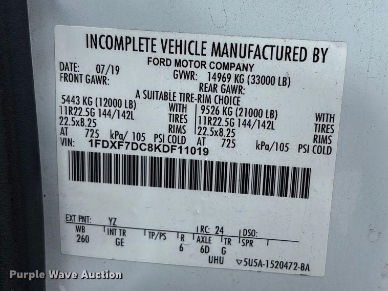 image for item YA2007 2019 Ford F750 Super Duty box truck