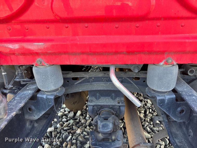 image for item YA2091 2019 Freightliner Cascadia semi truck