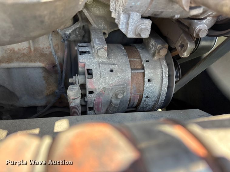 image for item YA2091 2019 Freightliner Cascadia semi truck