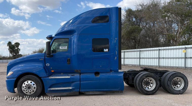 image for item YA2145 2018 International LT625 semi truck