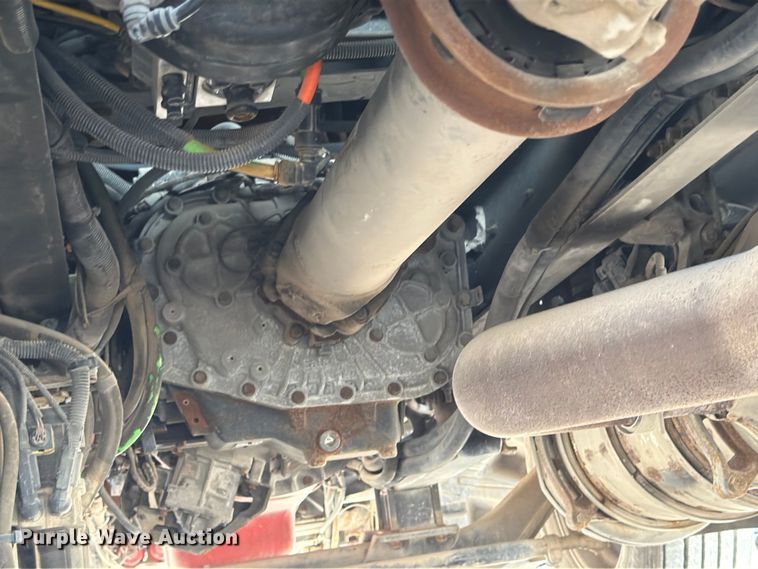 image for item YA2145 2018 International LT625 semi truck