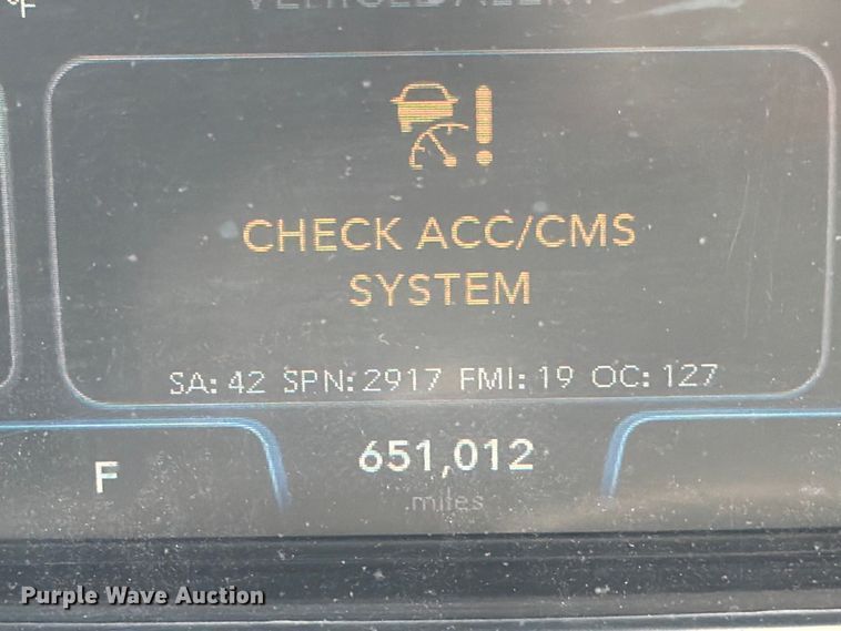 image for item YA2145 2018 International LT625 semi truck