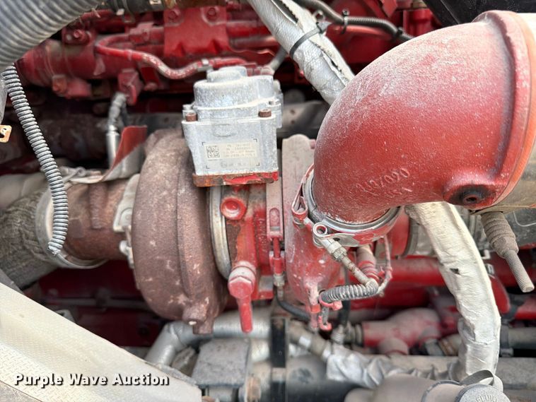 image for item YA2145 2018 International LT625 semi truck