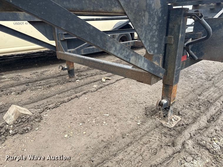 image for item YA2215 2023 Kaufman car carrier