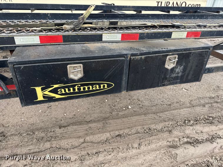 image for item YA2215 2023 Kaufman car carrier