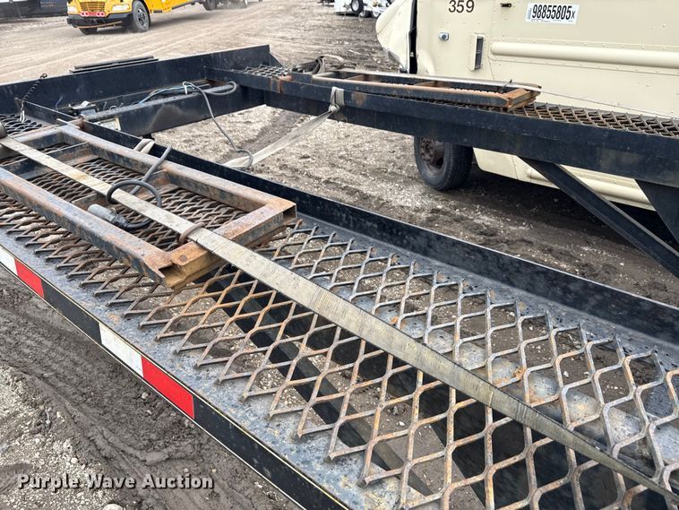 image for item YA2215 2023 Kaufman car carrier