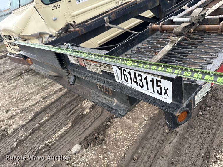 image for item YA2215 2023 Kaufman car carrier