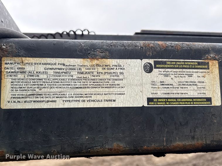 image for item YA2215 2023 Kaufman car carrier