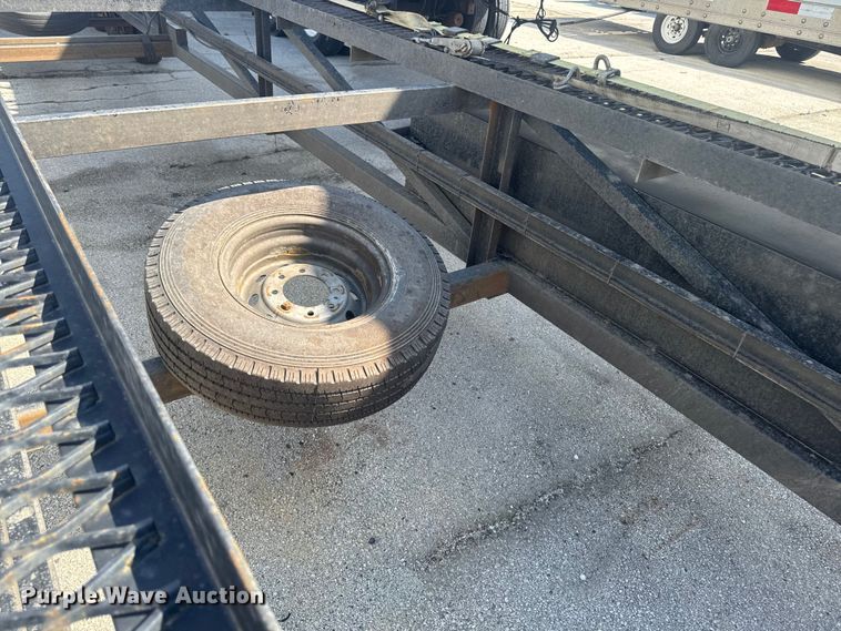 image for item YA2216 2023 Kaufmann car carrier