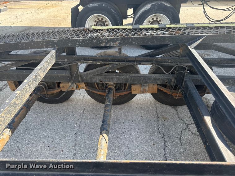 image for item YA2216 2023 Kaufmann car carrier