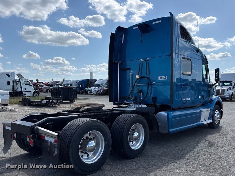 image for item YA2238 2015 Peterbilt 357 semi truck