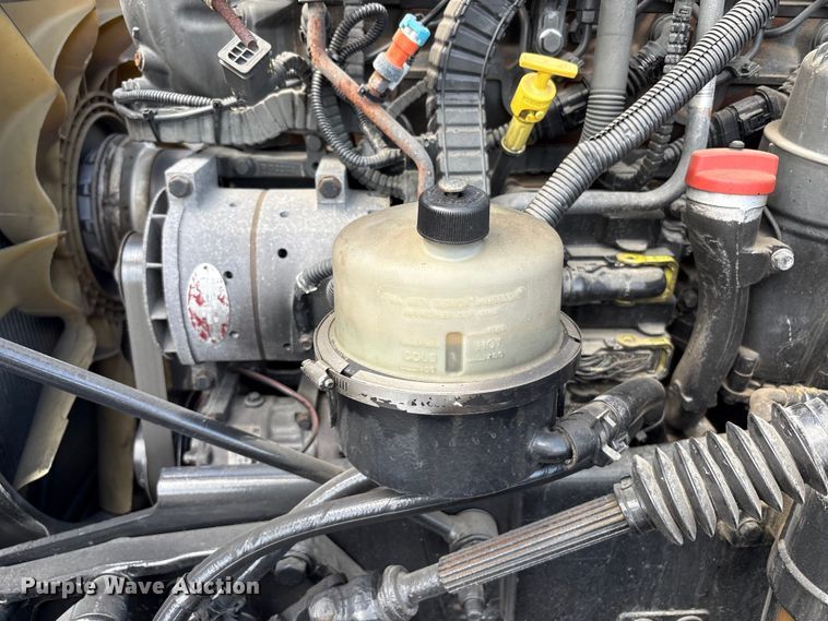 image for item YA2238 2015 Peterbilt 357 semi truck
