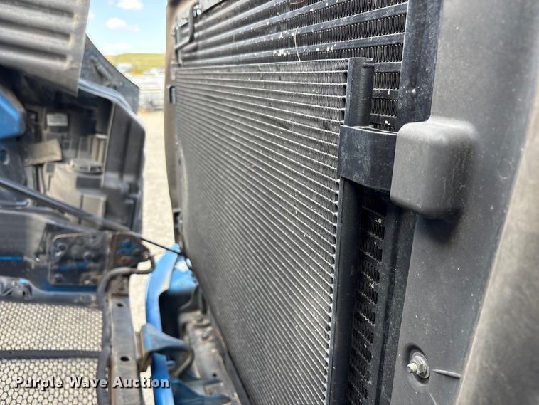 image for item YA2238 2015 Peterbilt 357 semi truck