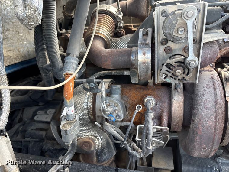 image for item YA2238 2015 Peterbilt 357 semi truck