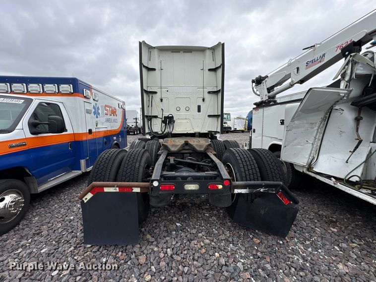 image for item YA2279 2020 International LT625 semi truck