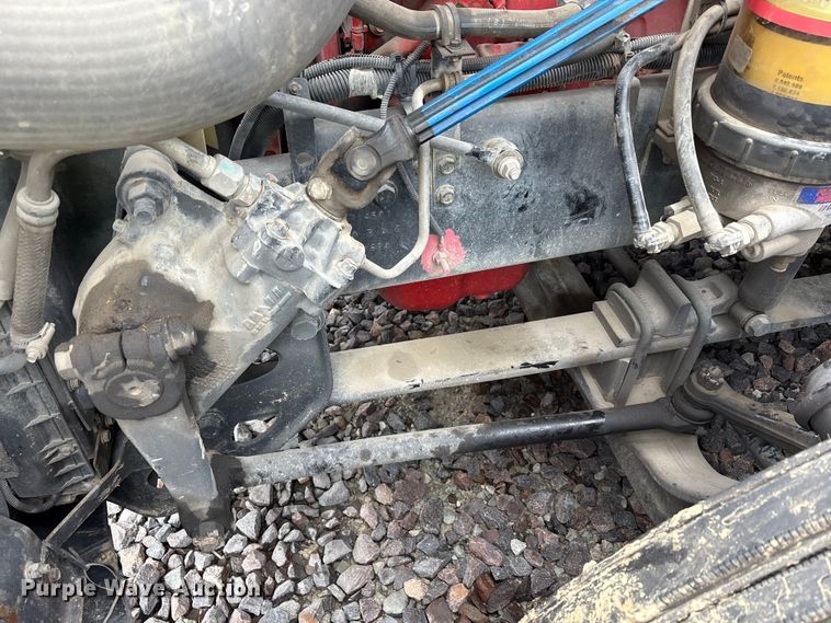 image for item YA2279 2020 International LT625 semi truck
