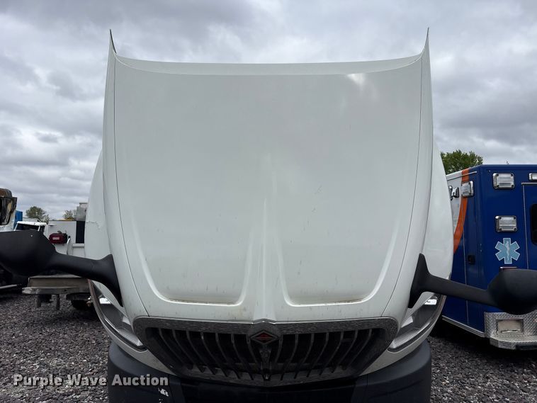 image for item YA2279 2020 International LT625 semi truck