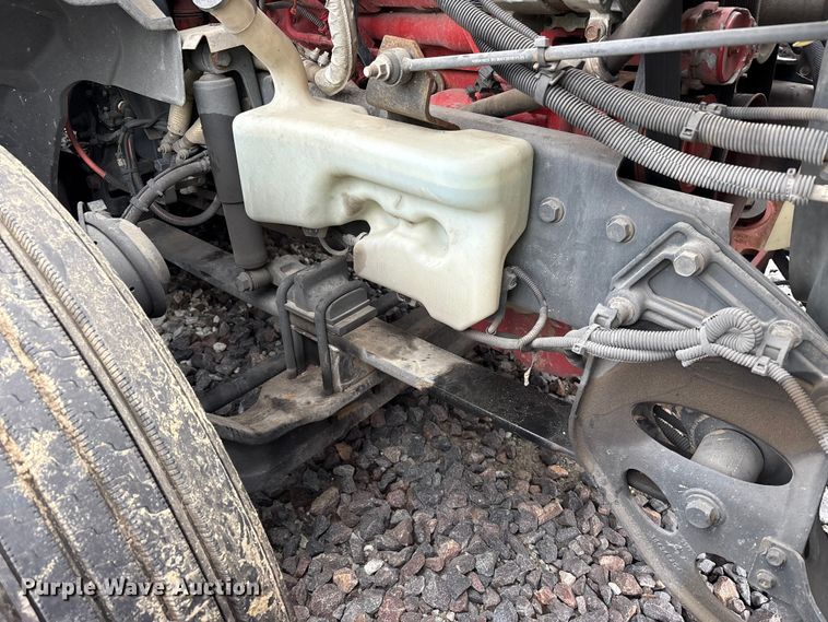 image for item YA2279 2020 International LT625 semi truck