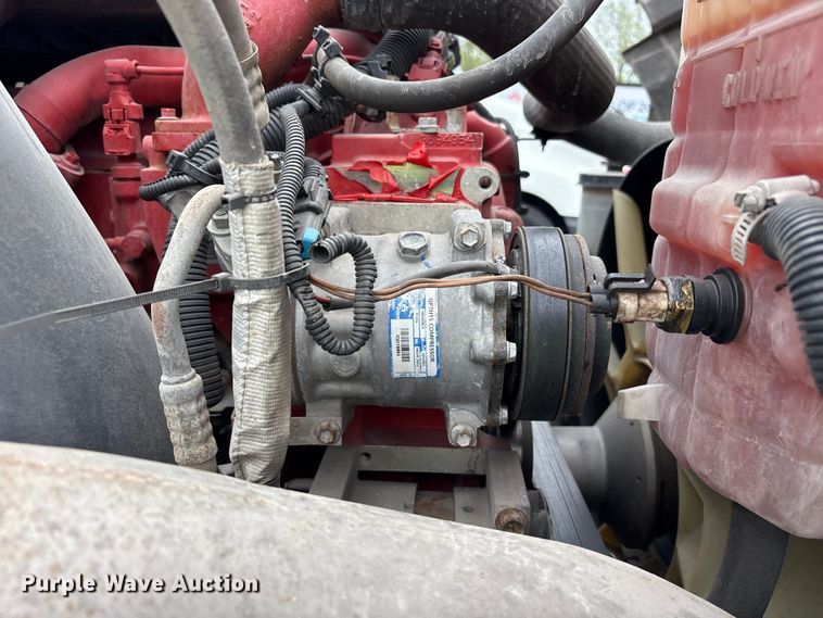 image for item YA2279 2020 International LT625 semi truck