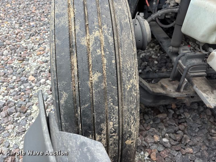image for item YA2279 2020 International LT625 semi truck