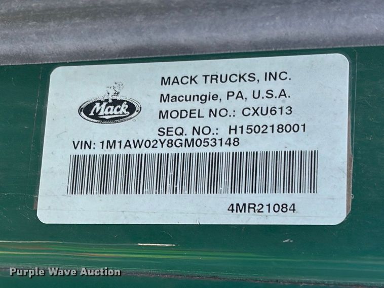 image for item YA2321 2016 Mack CXU613 semi truck