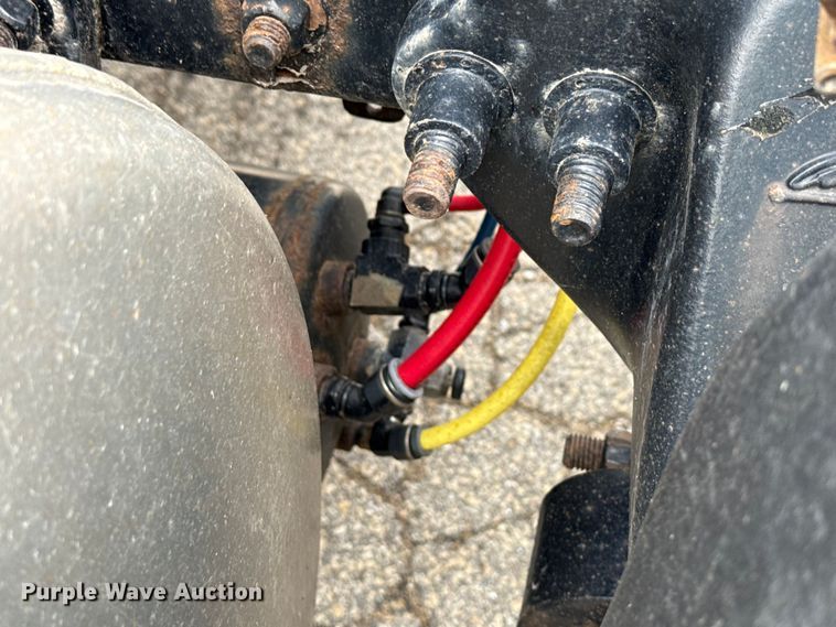 image for item YA2376 2017 Freightliner Cascadia 125 semi truck