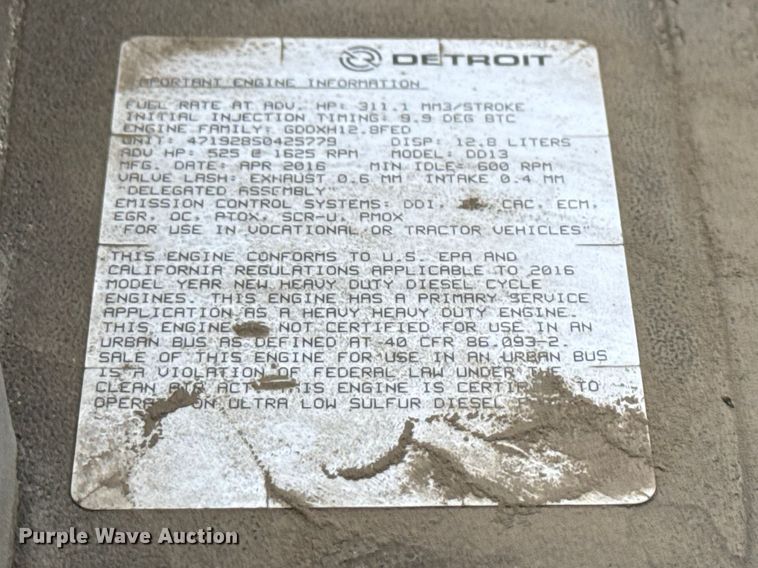 image for item YA2376 2017 Freightliner Cascadia 125 semi truck