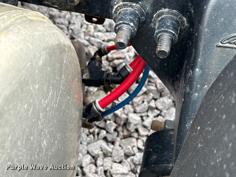 image for item YA2377 2017 Freightliner Cascadia 125 semi truck