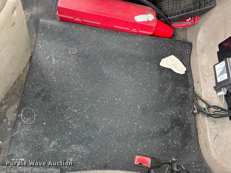 image for item YA2377 2017 Freightliner Cascadia 125 semi truck