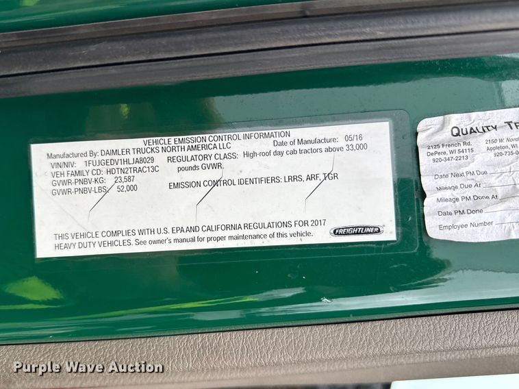 image for item YA2377 2017 Freightliner Cascadia 125 semi truck