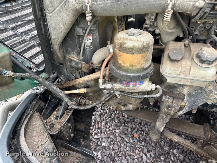 image for item YA2378 2017 Freightliner Cascadia 125 semi truck